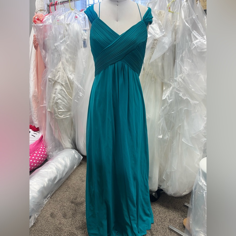 Elegant Teal Evening Gown